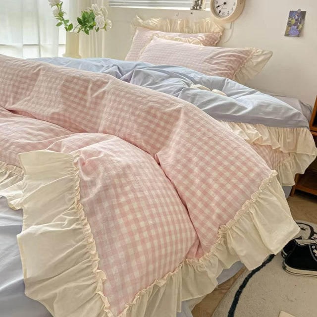 Gingham Check Ruffled Edges Bedding Set