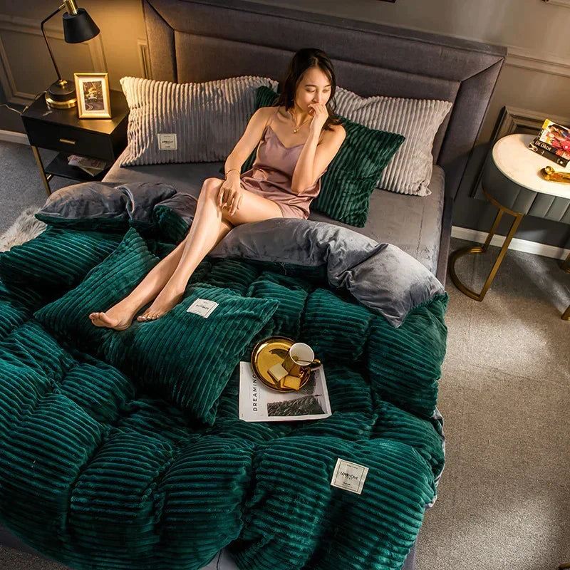 Luxurious and Comfortable Duvet Cover - DreamWeave