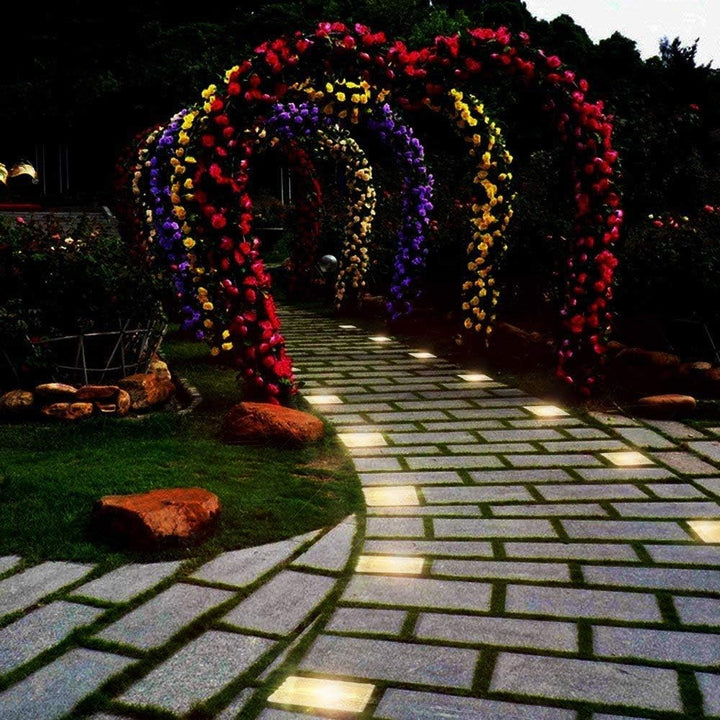 LumiSquare – Solar Powered Garden Light