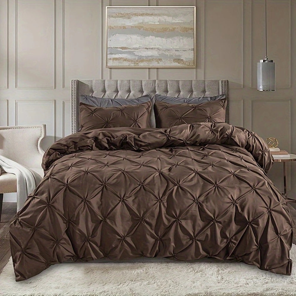 Amore Luxury Pinch Pleat Duvet Cover Set