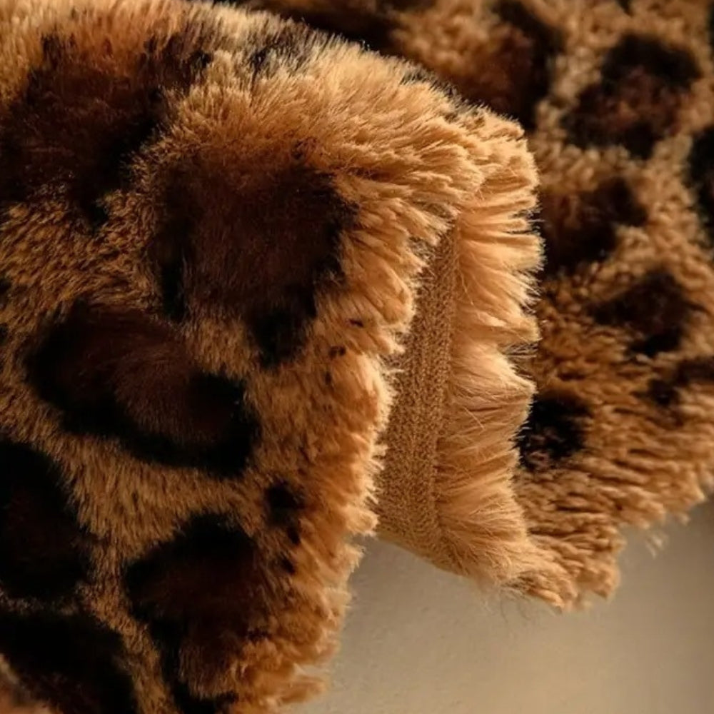 Cozy Leopard Print Sofa Cover