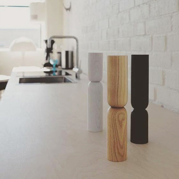 Denni Minimalist Candle Holder