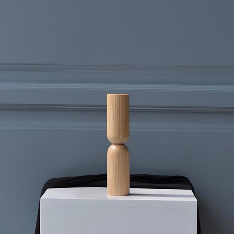 Denni Minimalist Candle Holder