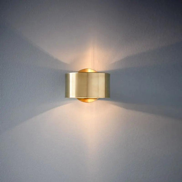 Wall lamp - LuxeShine - Modern & Chic room transformation