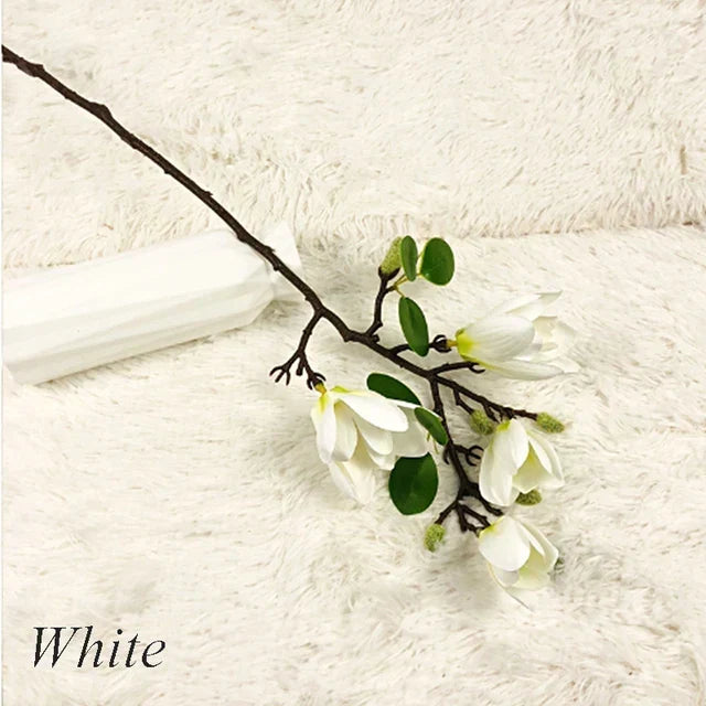SilkSplendor - Life-like artificial magnolia branches
