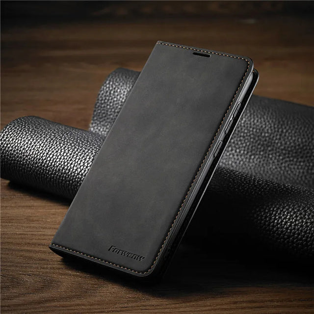 iPhone Case: Magnetic Leather Bag for Stylish Protection