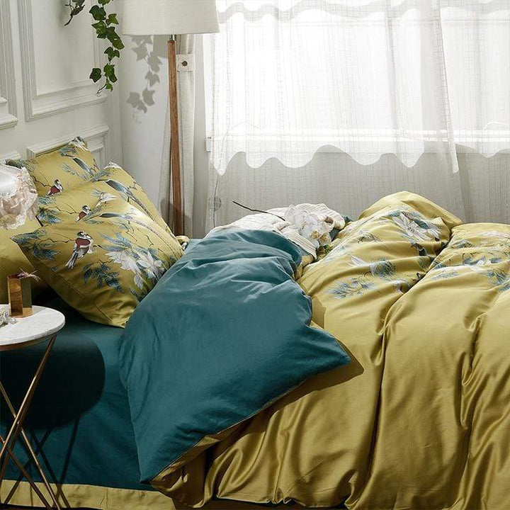 TranquilGold – Soft Egyptian Cotton Pillowcase Set for Relaxing Sleep