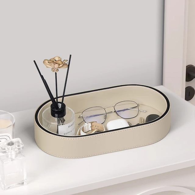 Tissue box - Oval Elegance - Leather design - Functional & Stylish