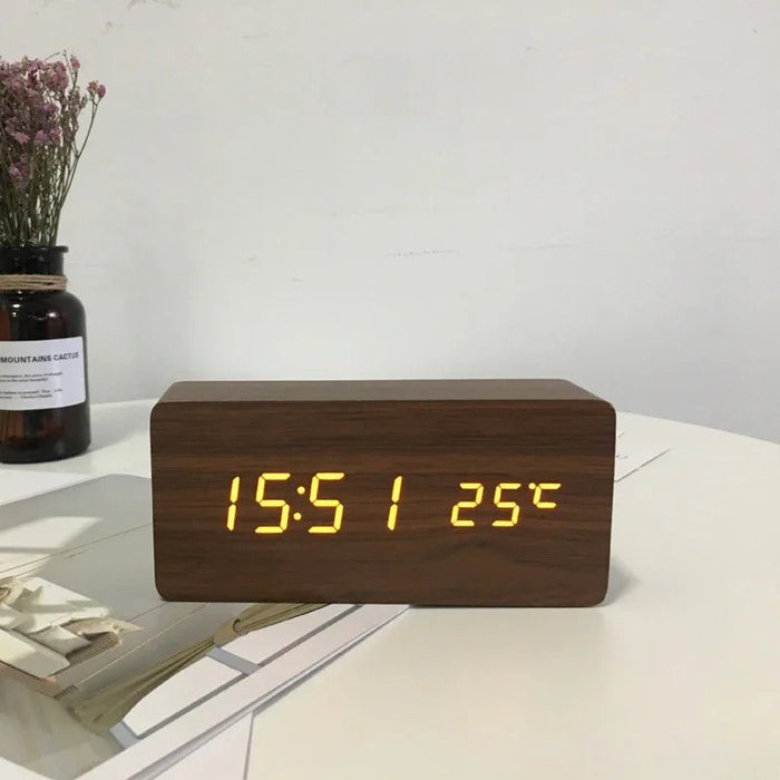 Minimalistic LED Watch | Wood