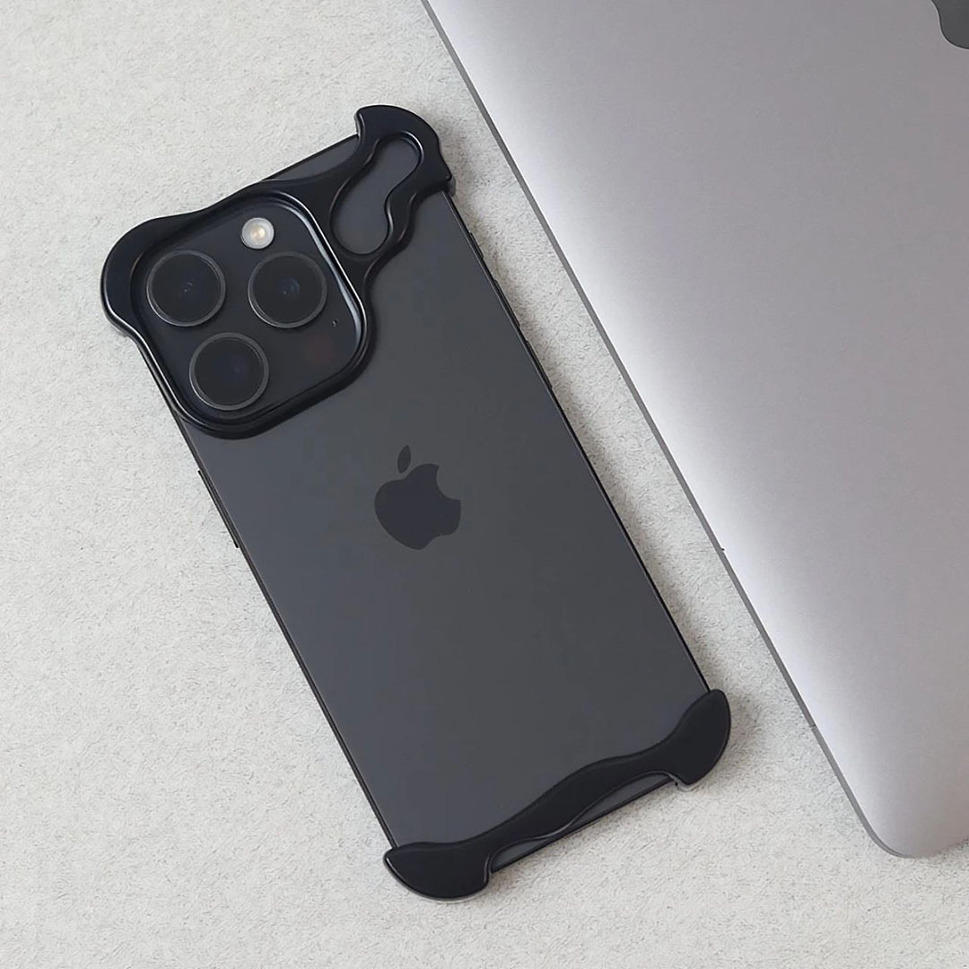 Mobile Phone Case with Slim Minimalist Design
