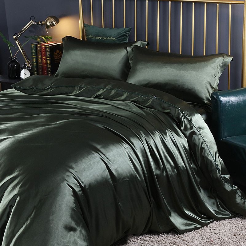 SilkEssence Luxury Bedding Set - Ultimate Comfort &amp; Elegance